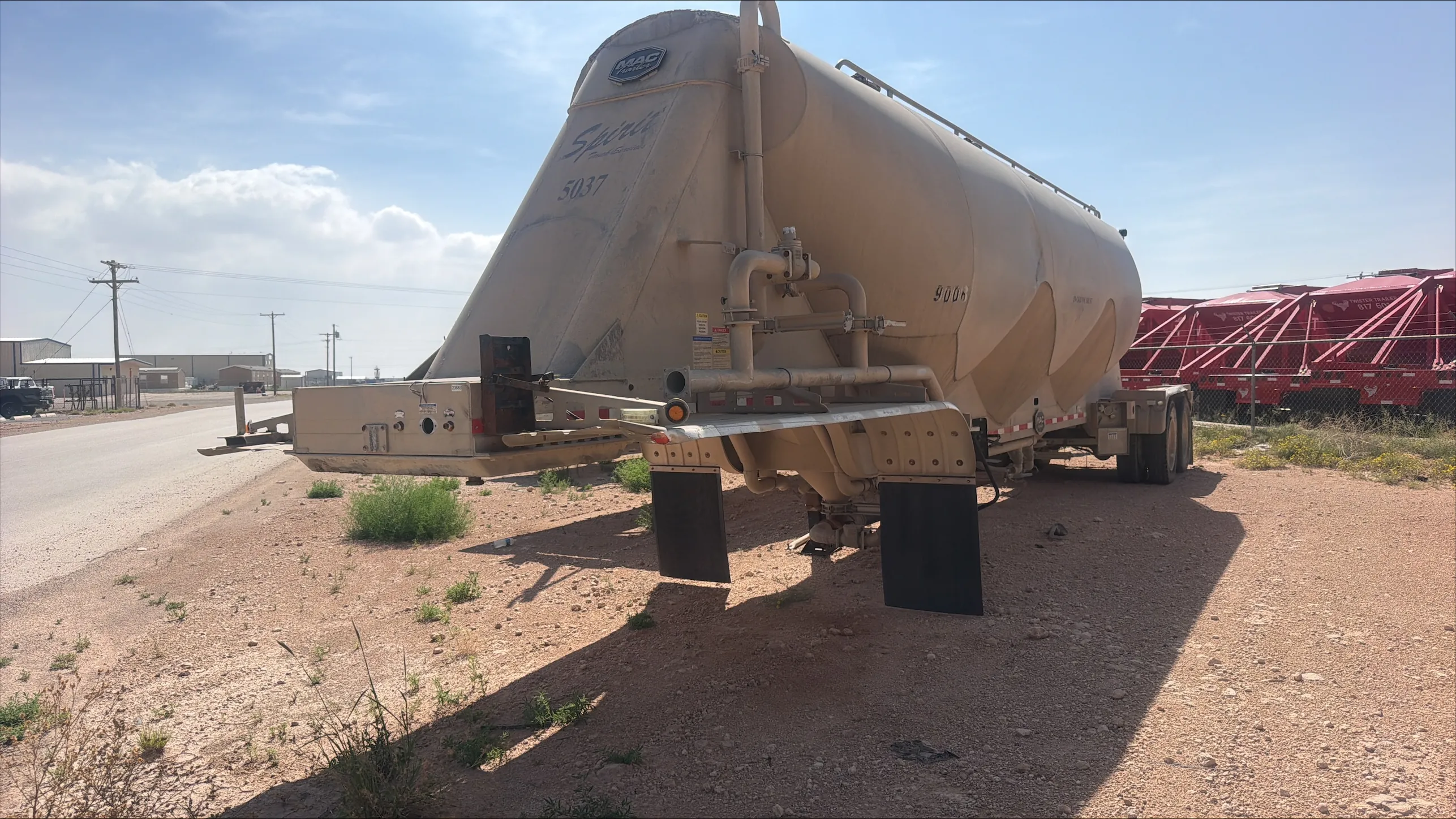 2012 MAC Pneumatic Tanker Trailer